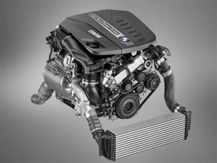 Does a BMW 125i have a turbo?