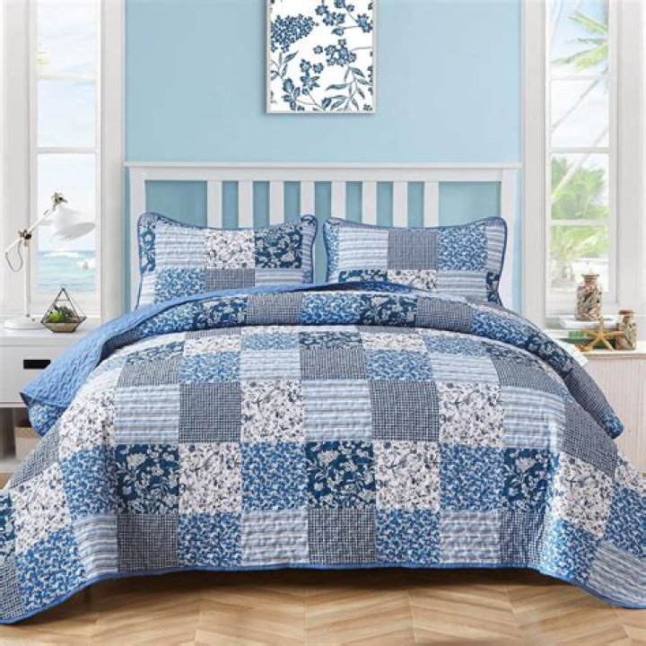 How do you make a cheap quilt?