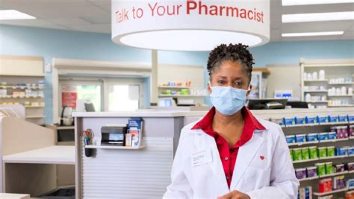 How many pharmacies are in Puerto Rico?
