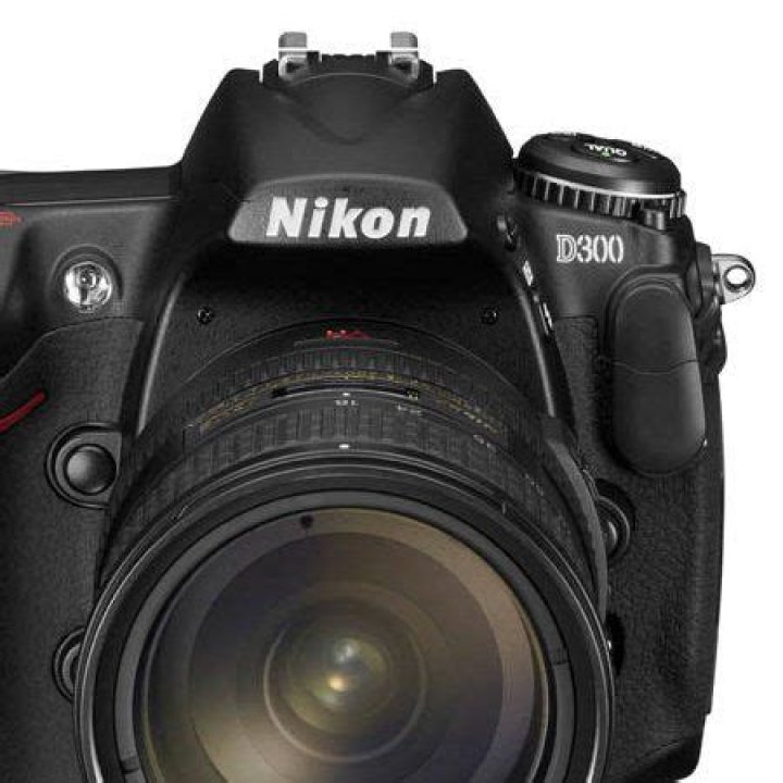 Is the Nikon D300 still any good?