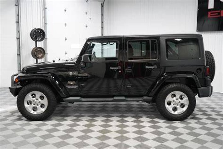 What kind of car is the 2014 Jeep Wrangler Unlimited?