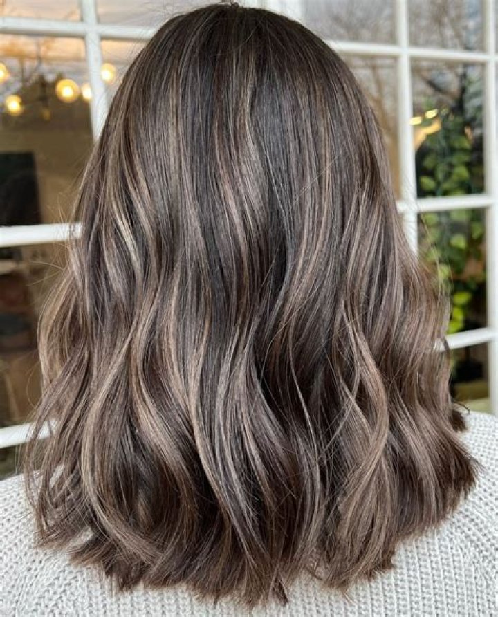 What tone is medium ash brown?