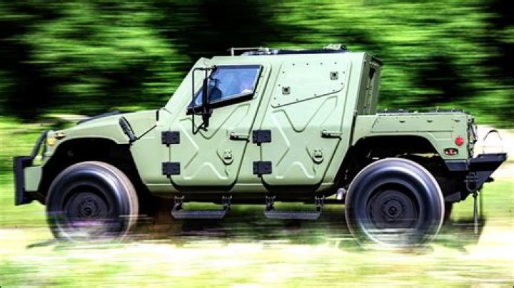 What transmission is in the Hmmwv?