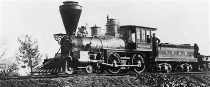 What transportation did the Mi KMAQ use?